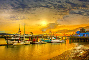 Yaquinta Bay and Bridge