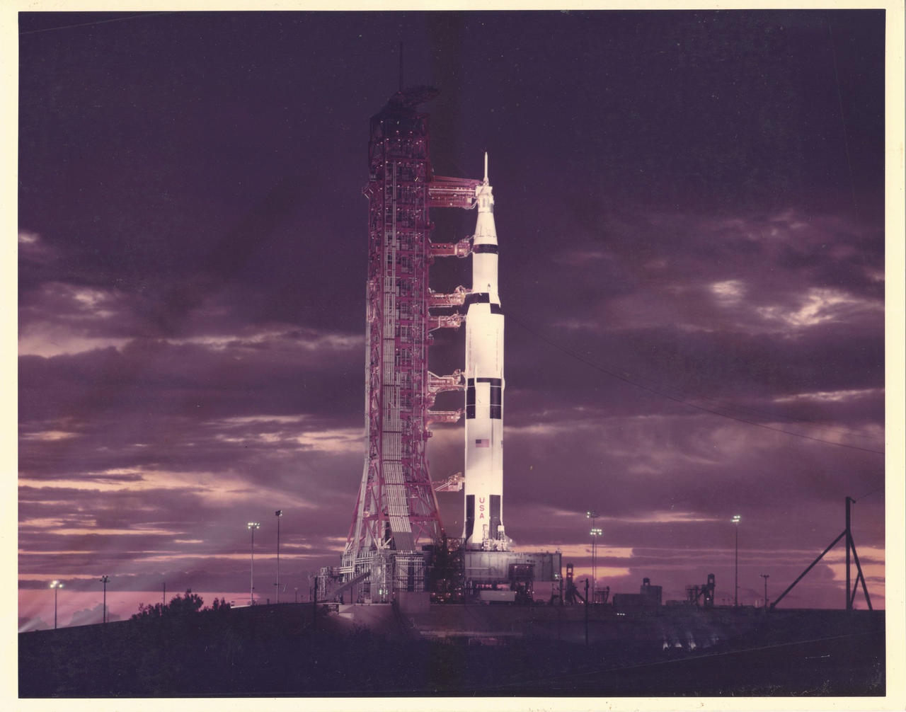 Apollo 17 Saturn V launch vehicle by ButchC on DeviantArt