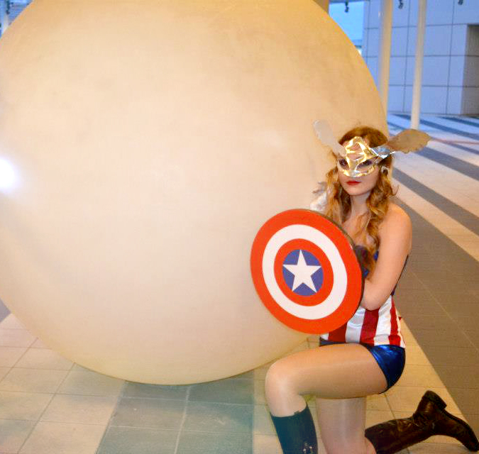 Lady Cap Cosplay