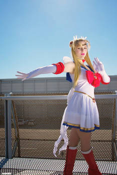 Super Sailor Moon Cosplay