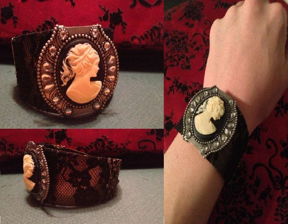 Cameo Bracelet