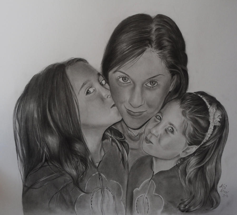 Family Deviantart Family Portrait by NeverLookBackk on DeviantArt