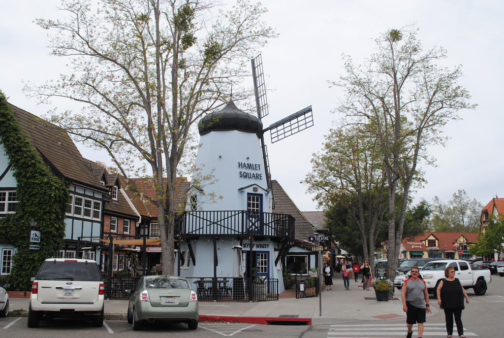 Hamlet Square Windmill by Colonel-Knight-Rider on DeviantArt