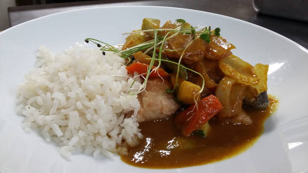 Curry con pescado y verduras