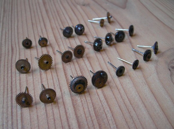 gear studs - Steampunk