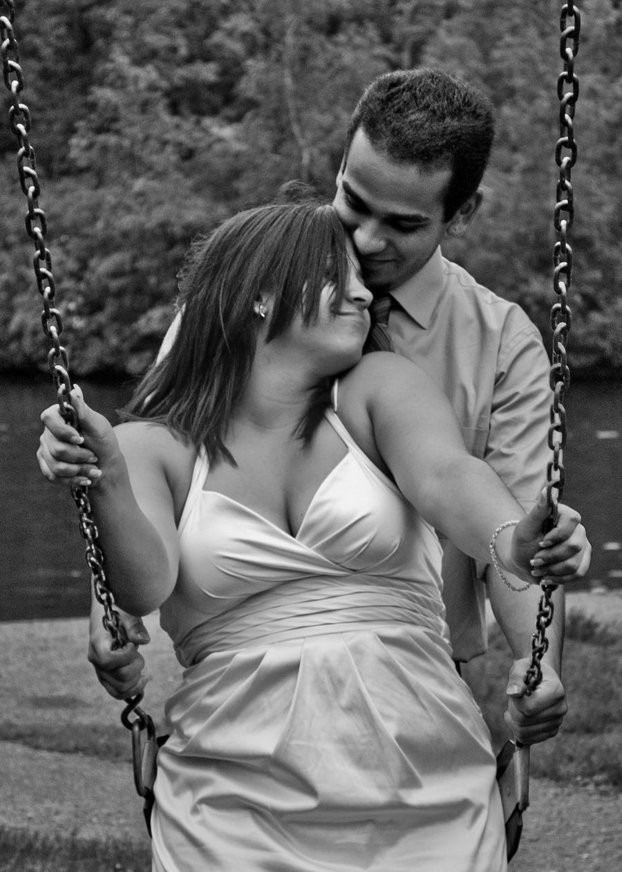 Swinging Love black and white