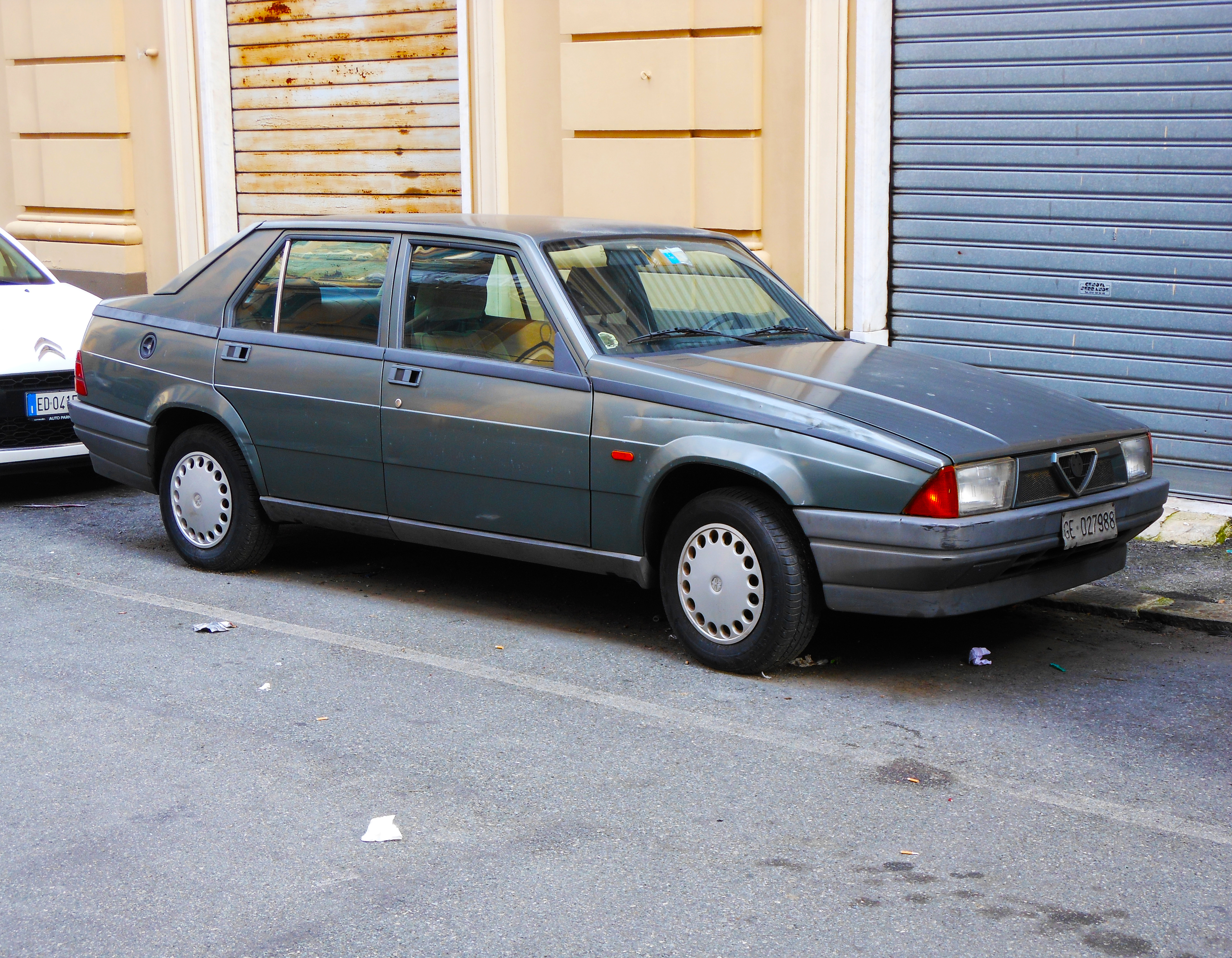 1990 Alfa Romeo 75 1.6