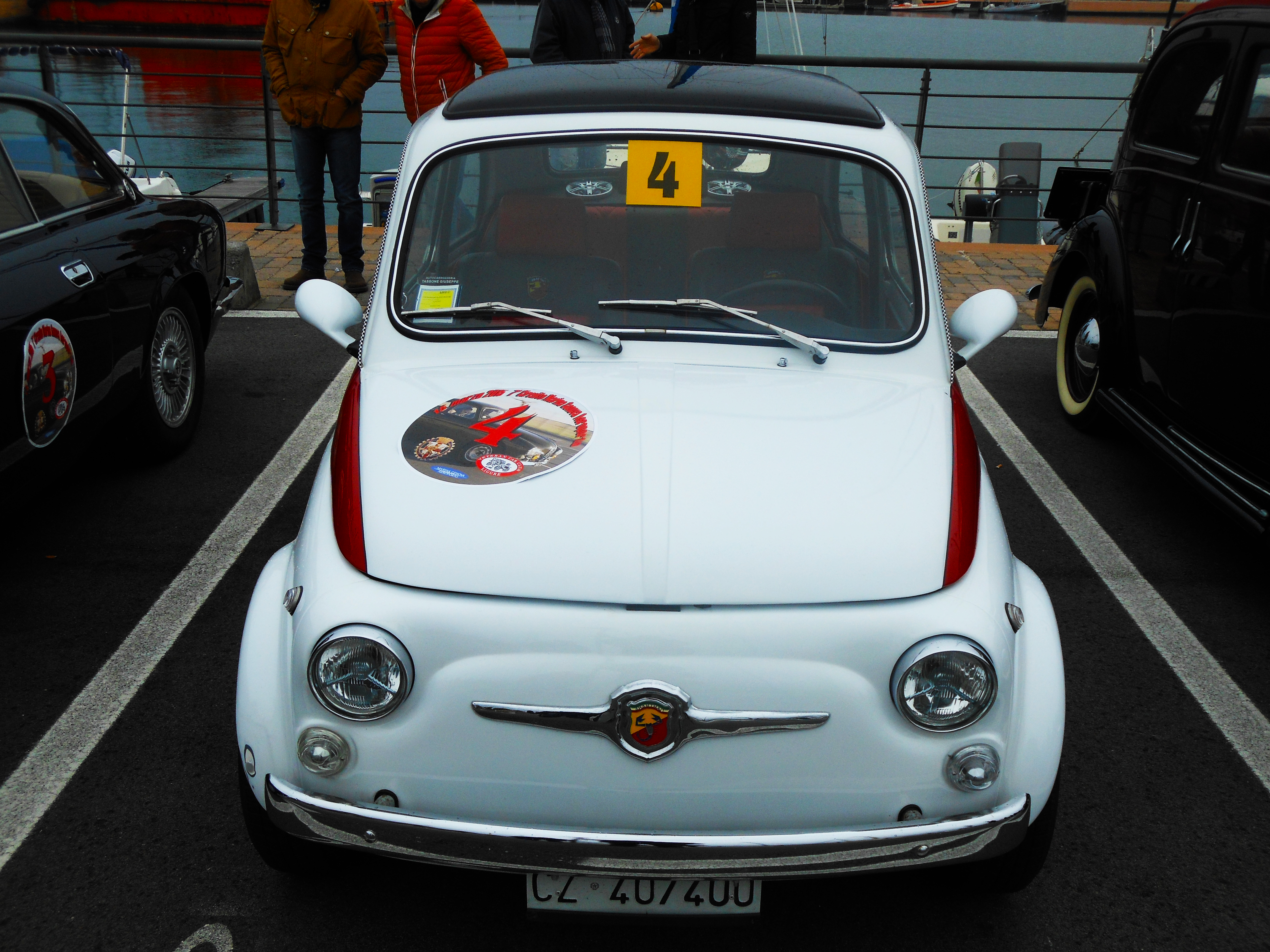 The small car who wanted to be a race car