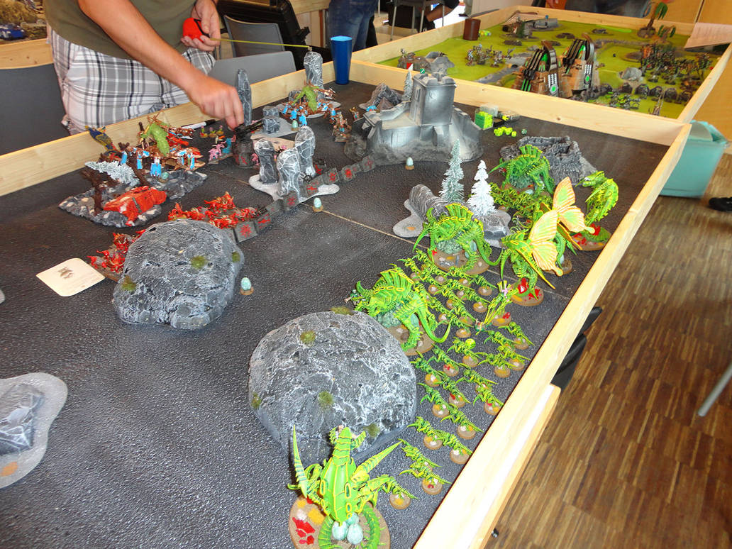 34 Tyranids VS Demons II by nicedino on DeviantArt