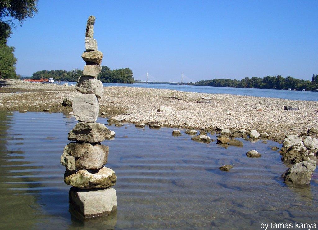 stone balance by tamas kanya