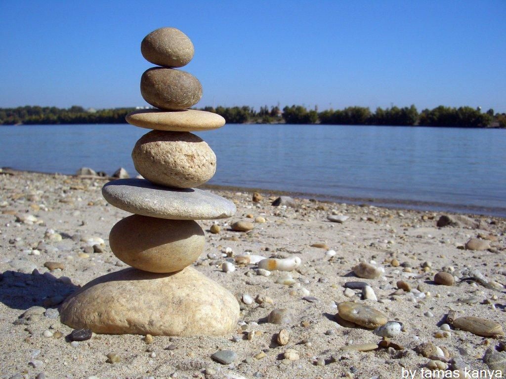 stone balance by tamas kanya