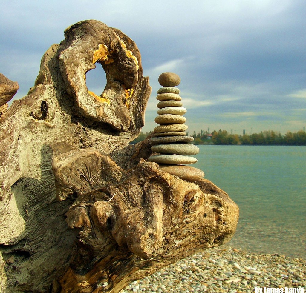 Land art in hungary by tamas kanya(stone balance)