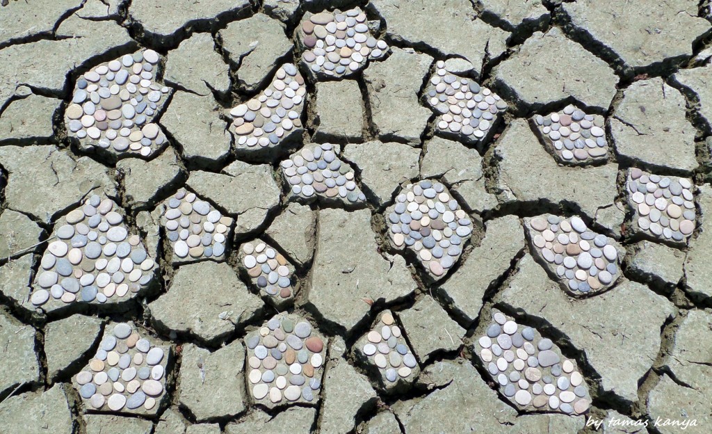 LAND ART in Hungary by tamas kanya