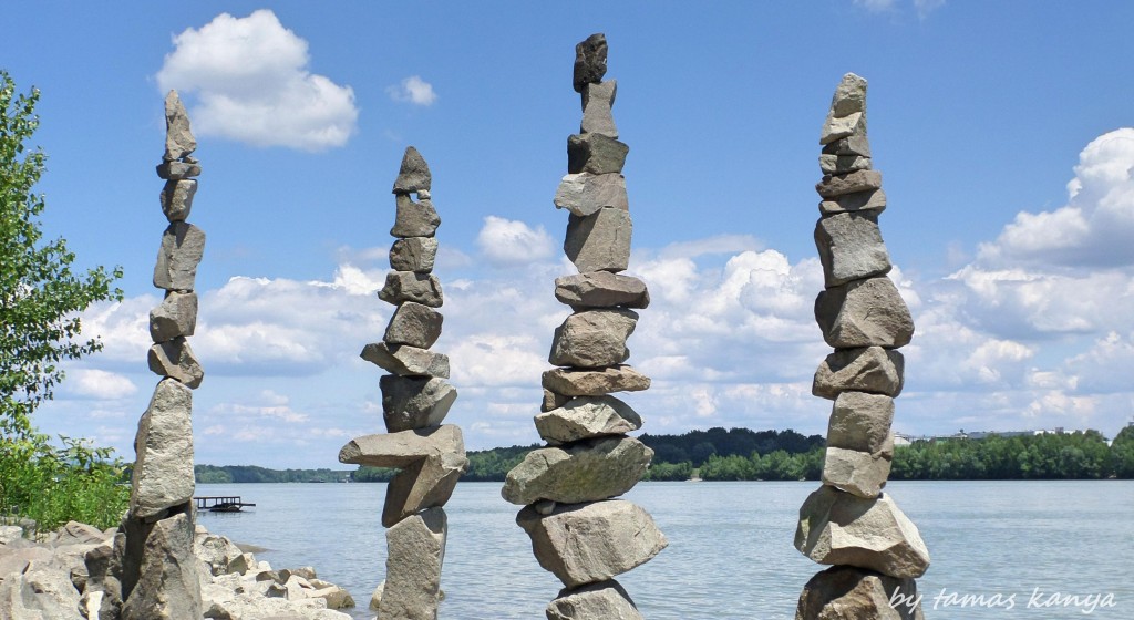 Stone balance art from Hungary by tamas kanya