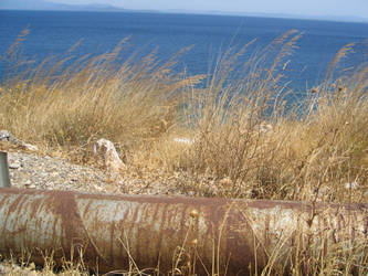 pipe and sea