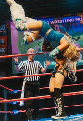 Poppy Shay vs Marika Kobashi