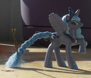 Princess Luna Custom