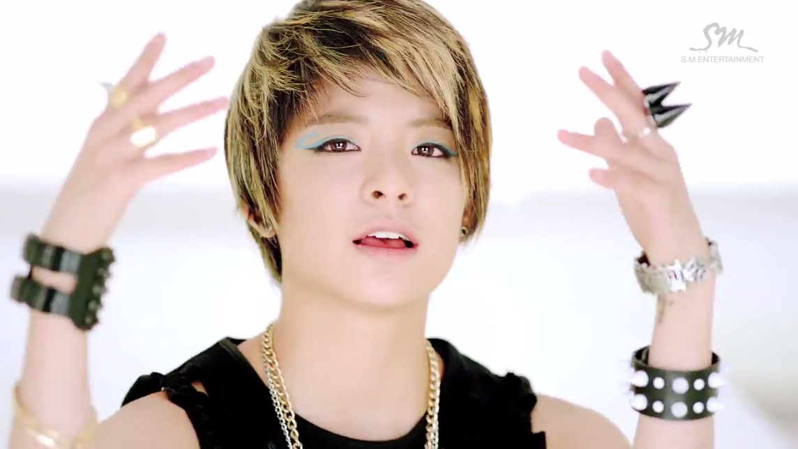 SC] f(Amber) - Electric Shock MV by imawesomeee03 on DeviantArt