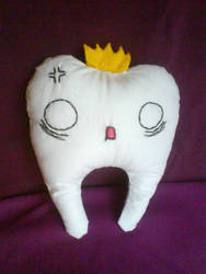 wisdom tooth plushie