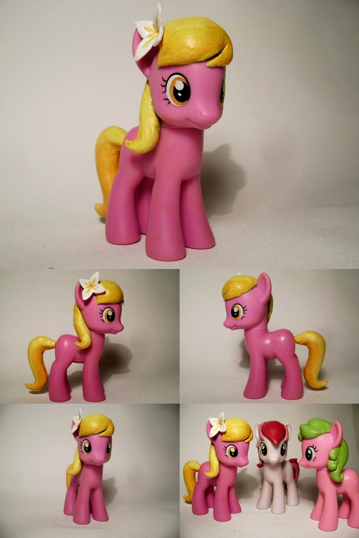 Lily Custom G4 Pony