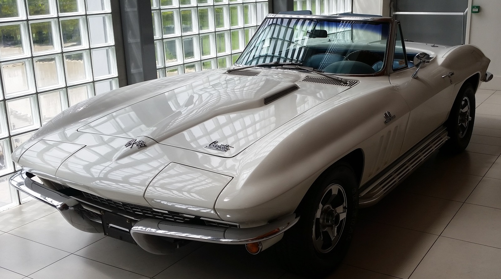 Corvette front