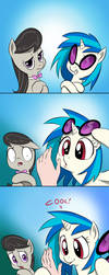 Vinyl Scratch and Octavia Simulator by doubleWbrothers