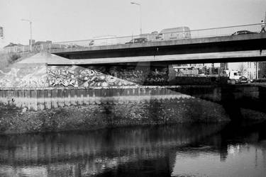 graffiti bridge