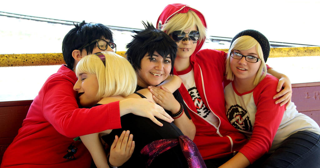 group hug by johnegbabe on DeviantArt