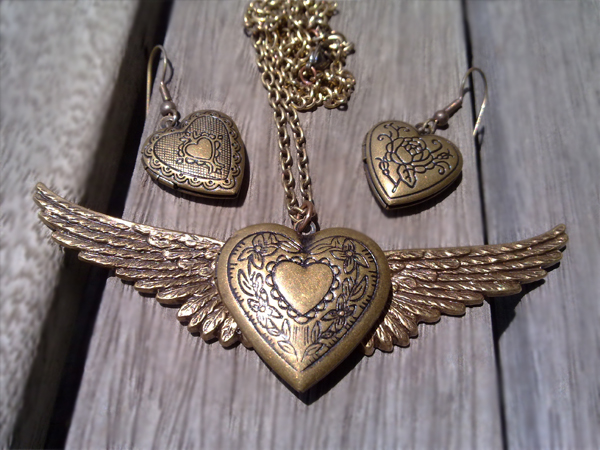 Love Heart Locket Set