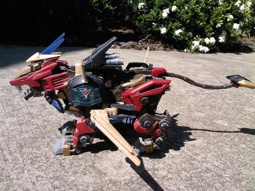 Zoids Red And Blue Armored Liger Zero X by Usuakariyume on DeviantArt