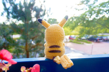 Amigurumi Pikachu Lookin' Out The Window