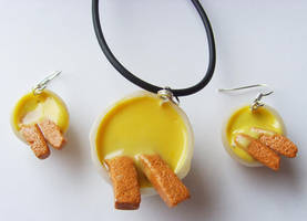 11th Doctor Who  - Fish Fingers and Custard Set
