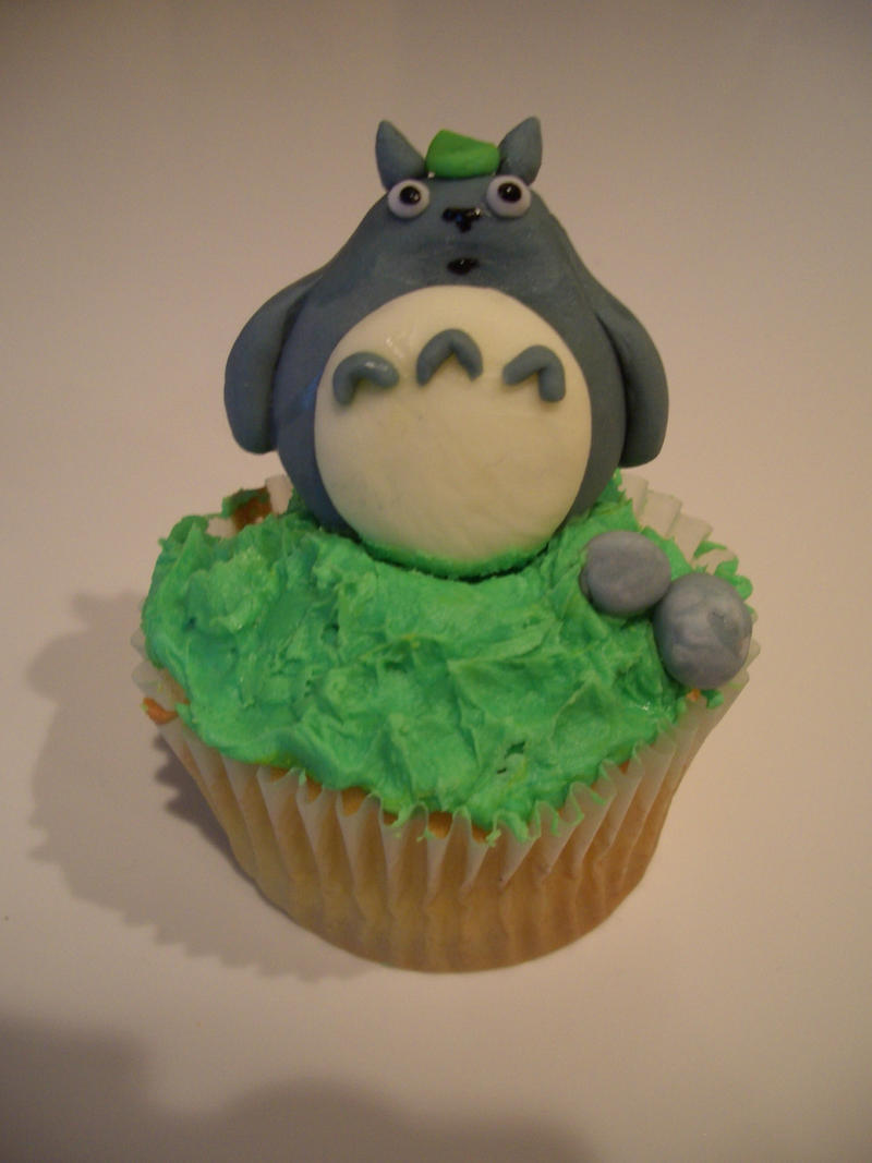 Totoro Cupcake