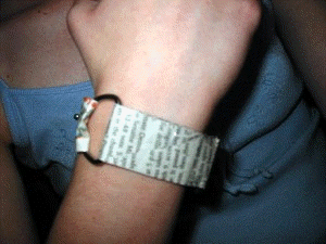 newspaper bracelet