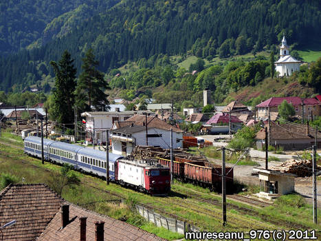 IC train going green