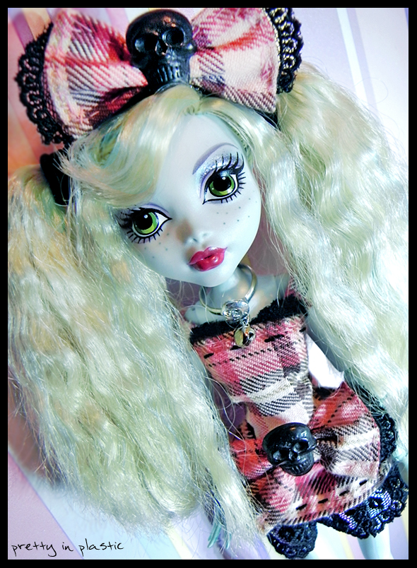 Lolita Lagoona 02