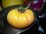 Pumpki.. NO. Tomato by Creativeness