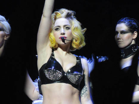 Lady Gaga Live 3