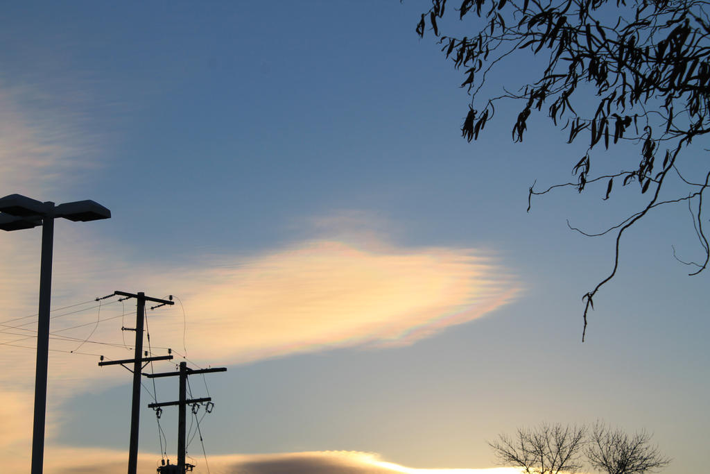 Strange Color Cloud