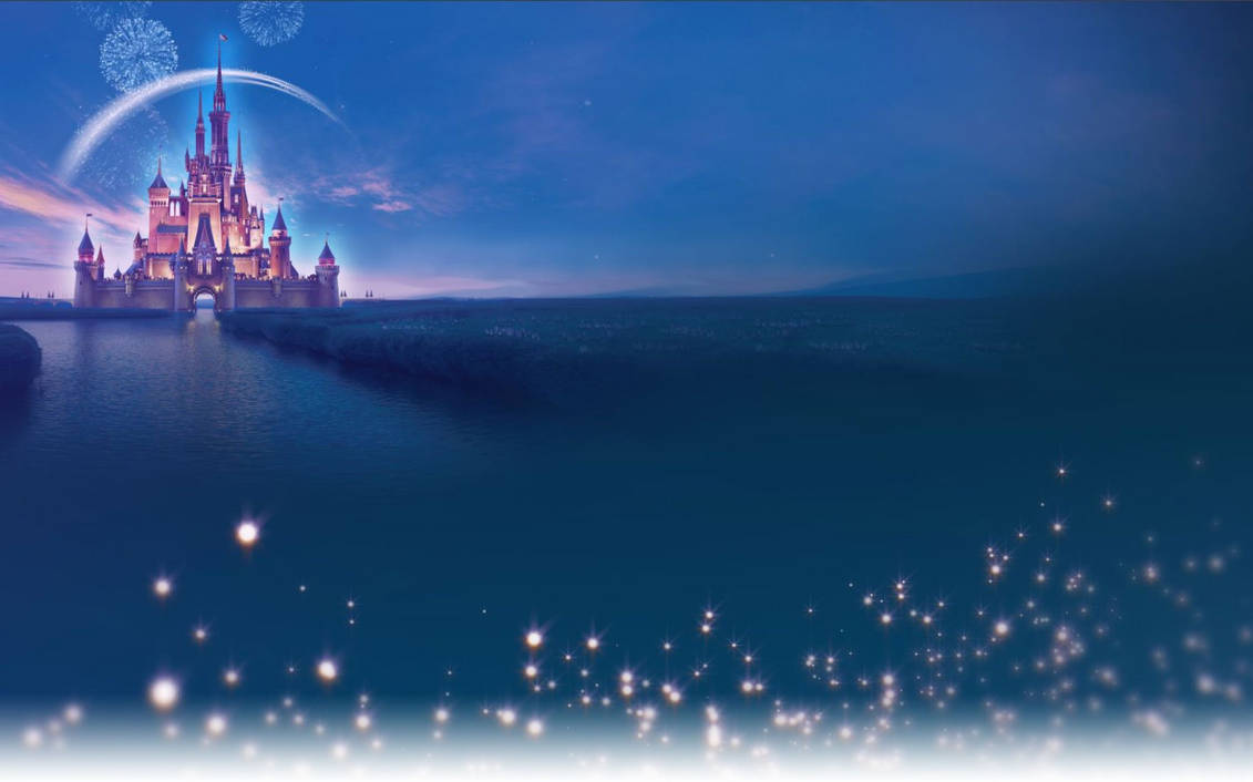 Tạo cảm giác lãng mạn và phép màu trong bài thuyết trình của bạn với nền Disney Princess Place. Thiết kế tinh tế và đầy màu sắc của Disney powerpoint background sẽ giúp các nội dung của bạn thêm phần sinh động. Hãy sử dụng nền này để làm cho bài thuyết trình của bạn nổi bật hơn.