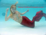 Garnette Mermaid underwater by FoxmoonMerfolk