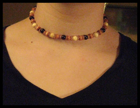 Medium Wood Bead Necklace