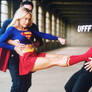 Supergirl experta con los pies