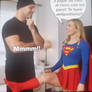 Supergirl acrobata de pies 1