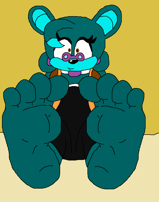 Relic Showing off her feet