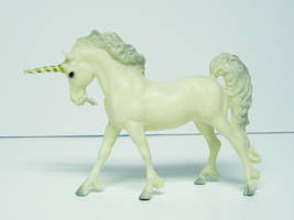 Unicorn Statue Stock1