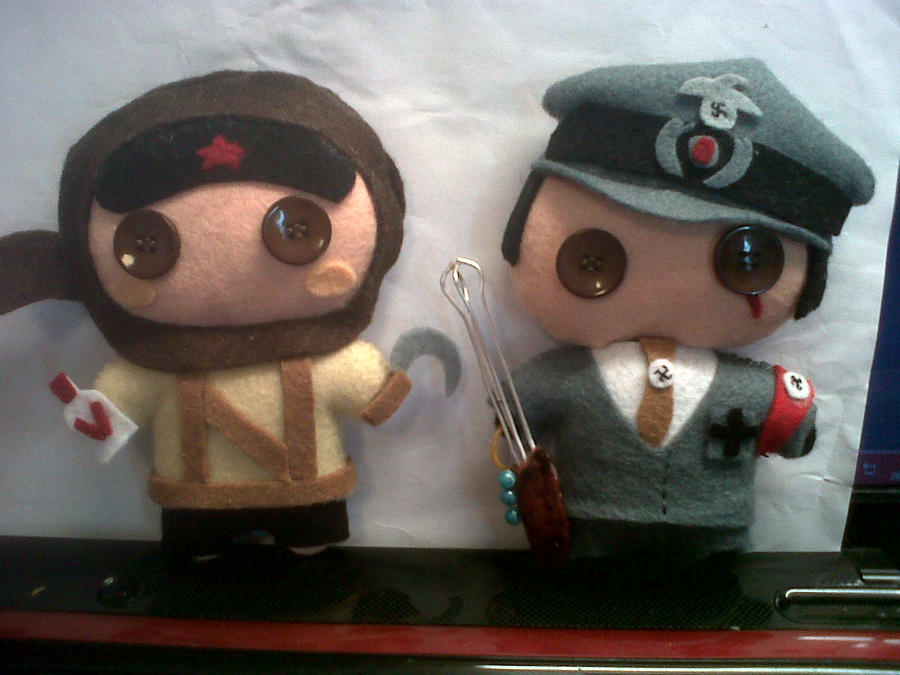 Nazi Zombies Chibi Dolls - Nikolai + Richtofen