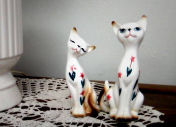 Kitty Salt and Pepper Shakers