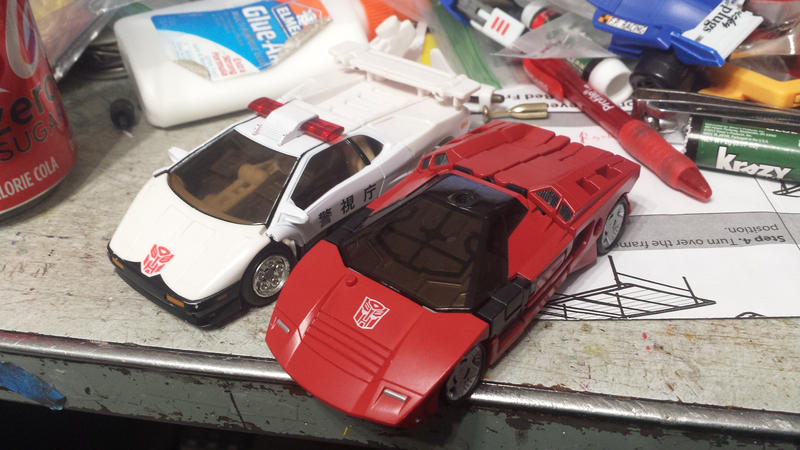 SIEGE Sideswipe and RiD Prowl comparison by ZeldaTheSwordsman on DeviantArt