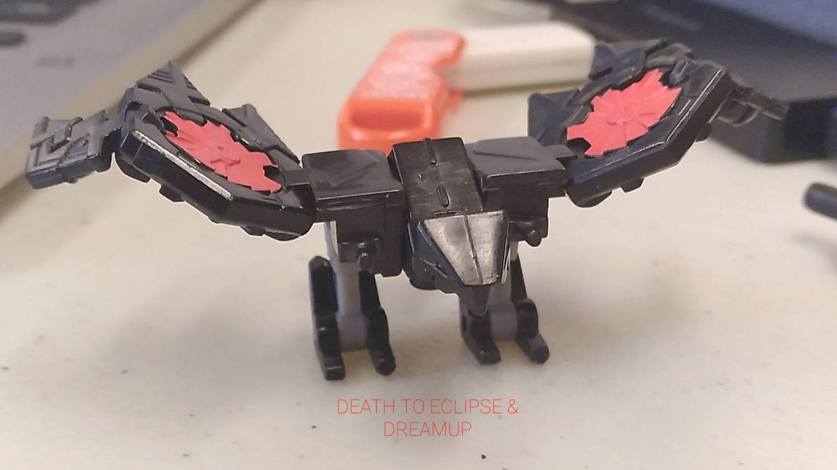 Cybertron Laserbeak Robot Mode front view by ZeldaTheSwordsman on